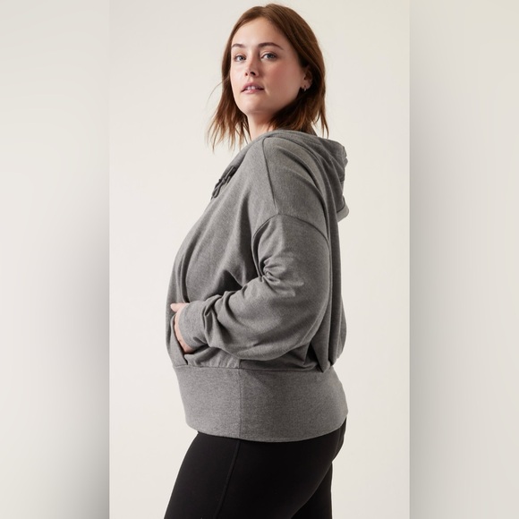 NWT Athleta Balance Hoodie Sweatshirt Full Zipper Grey Size Large - Picture 2 of 9